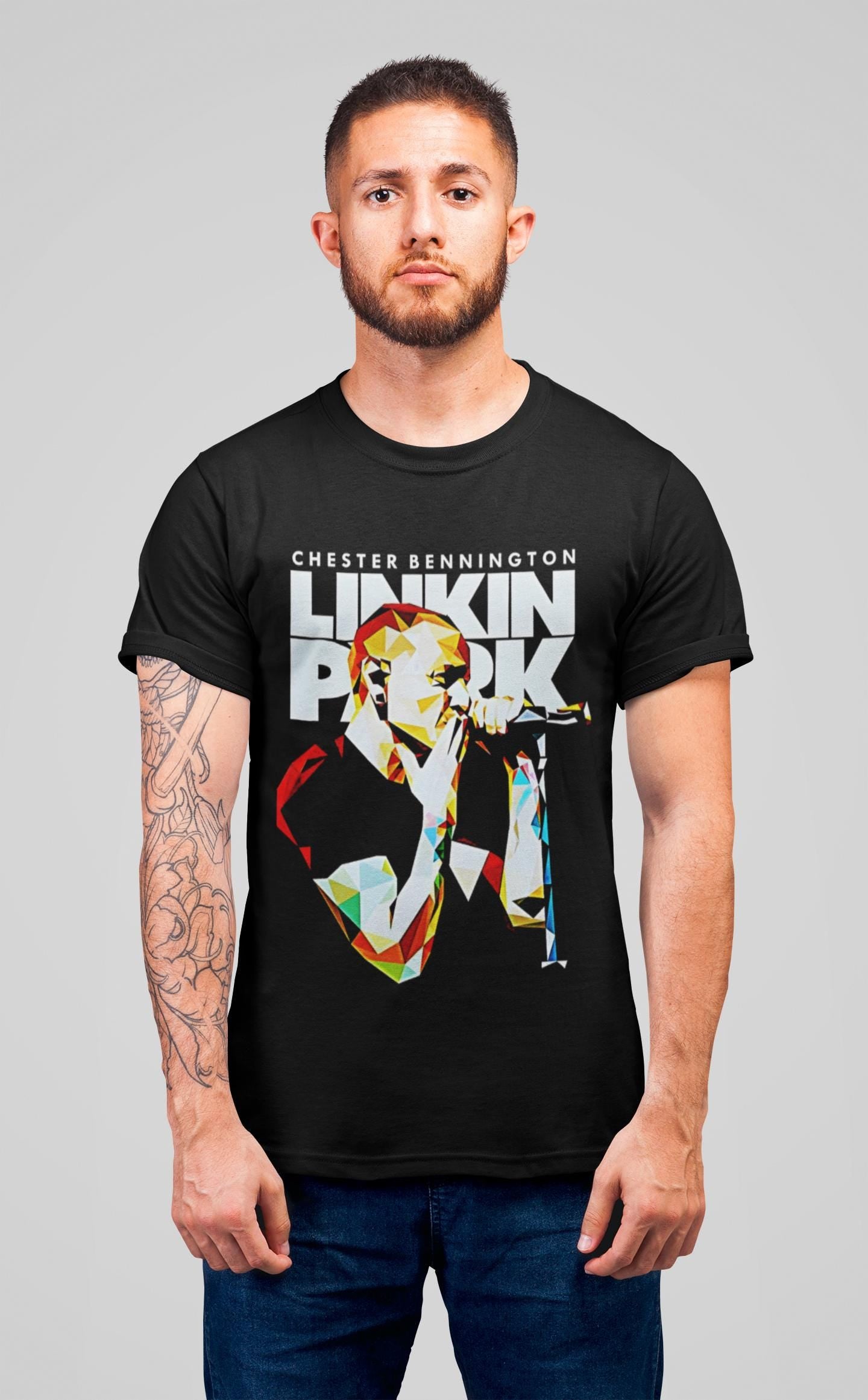 Chester Bennington Flying Kiss T-shirt and Sweatshirt
