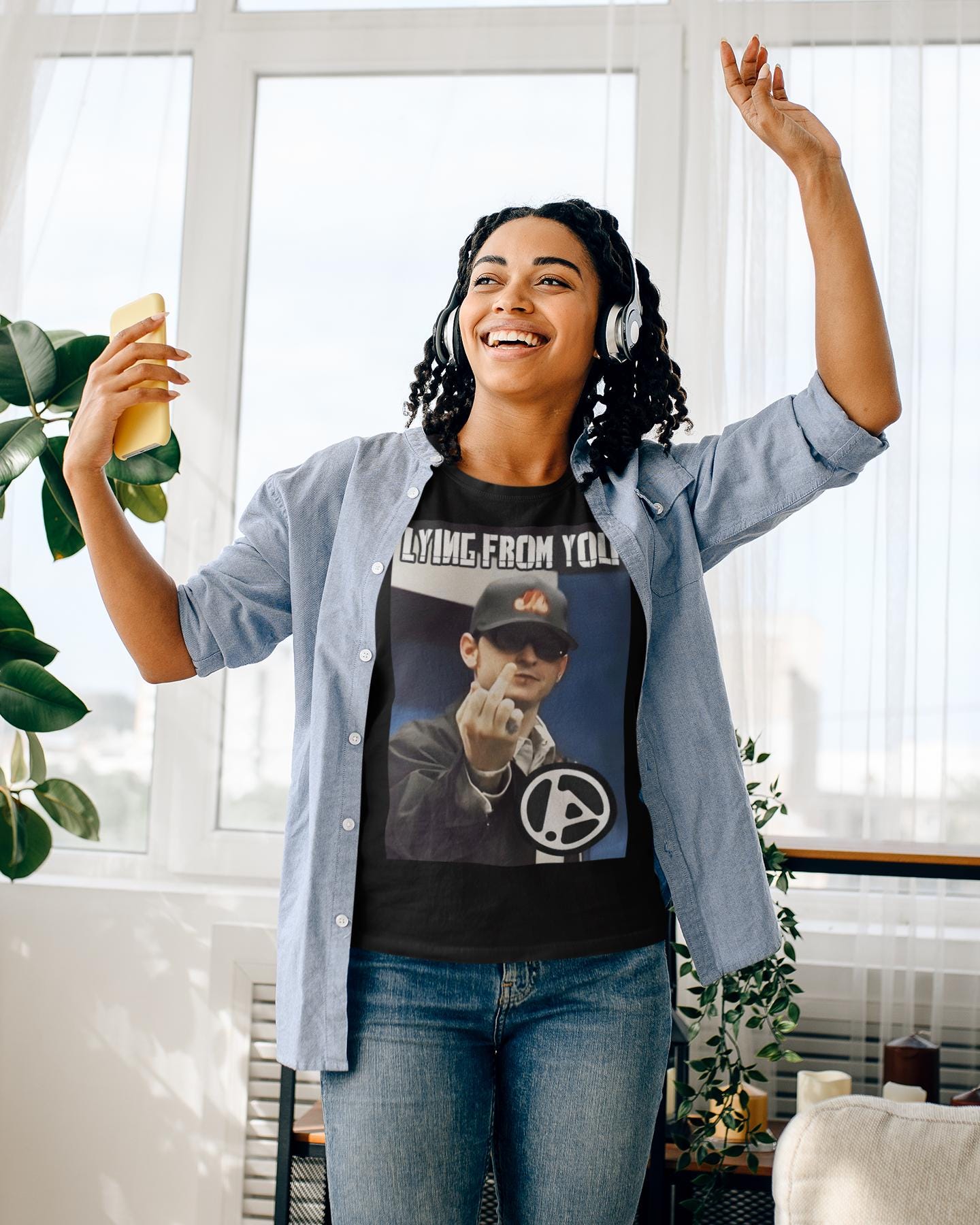 "Lying From You" Chester Bennington Showing Middle Finger Graphic T-Shirt and Sweatshirt